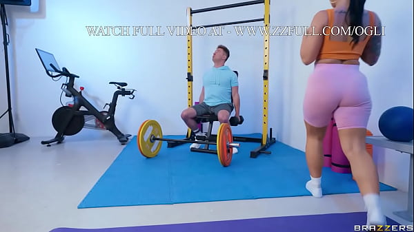 Payton Preslee: Ngentot Payudara Cewek Gym Yang Suka Ngewe