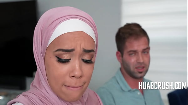 Bantu Adik Arab Tiriku Lebih Berani Dan Tak Lagi Malu-malu | Hijabcrush