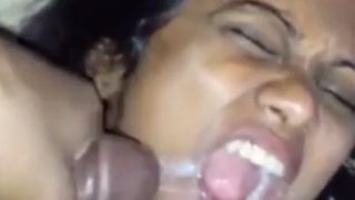 Desi Binal Digebuki Keras Sampai Muncrat Di Wajah