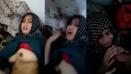 Jilbab Ibu Guru Dikoyak, Murid Keras Masukin Kontol Sampe Muncrat