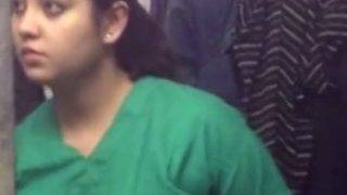 Video Dokter Seksi Desi Colong Colong Kamera Tersembunyi