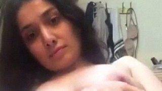 Video Panas Cewek Pakistan Menggoda Lubang Intim Dan Pantatnya