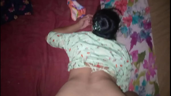 Desi Cewek Lagi Nunggu Pelukan Panas