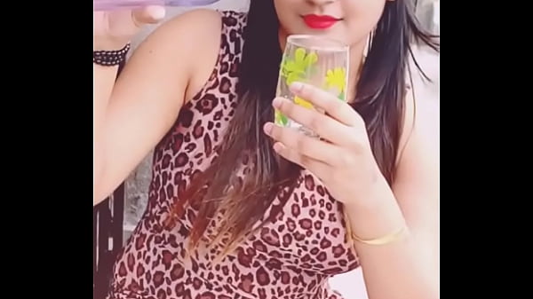 Cewek India Siap Ngangkang, Posisi X Bikin Makin Panas.