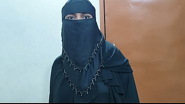 Video Panas Istri Cantik Berhijab Milik Master India, Ngentot Keras Di Rumahku.
