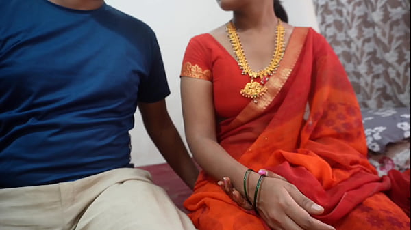 25 साल की कोमल टीचर ने अपने स्टूडेंट के साथ किया गंदा सेक्स, सुनो हिंदी ऑडियो