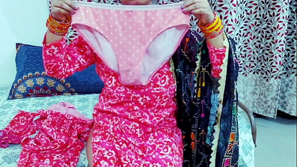 Gadis Benggala India Yang Polos Digerogoti Pria Asing – Kisah Mesum Hindi