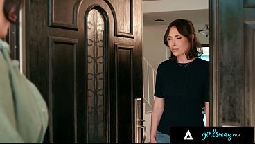 Cewek Militan Montok Sarah Arabic Kembali Ngobat Bareng Mantan Komandan Casey Calvert