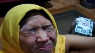 Cowok Crot Di Muka Cewek Bangladesh-nya, Basah Kena Sperma