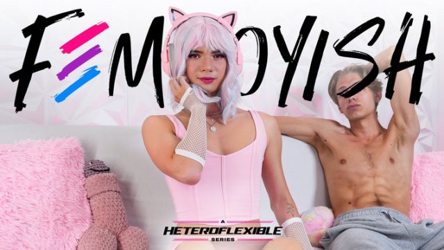 Gamer Femboy Genit Ganti Stik Sama Kontol, Mainan Baru Bikin Makin Panas