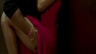 Nggak Pakai Lama, Cewek Seksi Ini Bikin Cowok Klepek-klepek, Langsung Digebukin Di Web Series Dewasa.