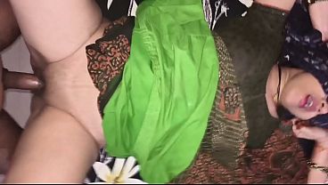 Kakak Tiri Desi Digebrak Habis Sama Adik Tiri Pas Lagi Di Rumah Sendirian, Film Penuh (suara Hindi)