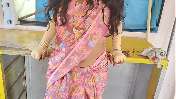 কামওয়ালী বাই আর মালিকের দেশী সেক্সের গরম কাহিনী