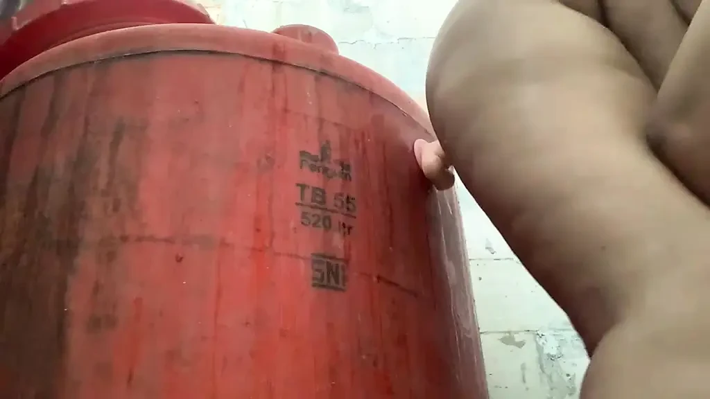 Lonely Woman Asks To Be Fucked By Jumbo Cock