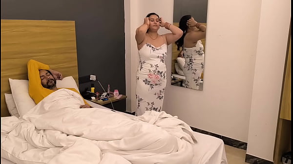 Desi Cewek Puja Baby Mandi Pagi Bikin Basah Kuyup.