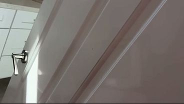 Ibu Tiri Montok Gede, Rahasia Nafsu Terpendam, Lauren Phillips, Fantasi Rumah Tangga Panas, Scott Stark.