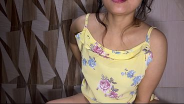 Tiap Hari Gue Bersihin Memek Tebel, Sambil Ngocok Pipis, Bikin Basah Semua.