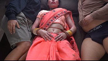 Diam-diam, Ibu Tiri India Dan Anak Tiri Lagi Seru-seruan Di Kamar, Gaya Desi Hot Abis!
