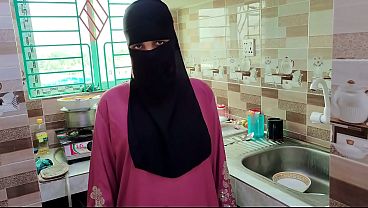 Bokep Suami Selingkuh Ngewe Pembantu Hijab Di Rumah Saat Sepi, Binal Banget